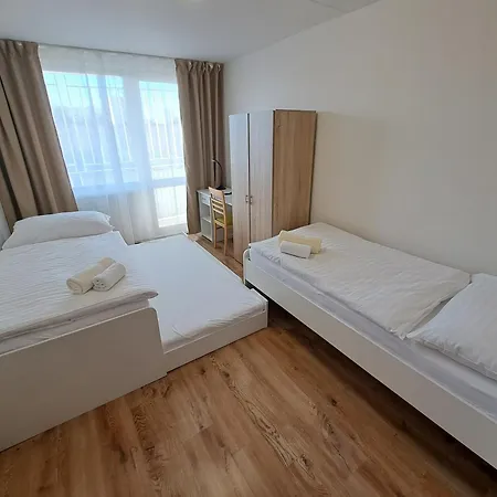 Гостевой дом Skolsky Internat Medicka 2 *