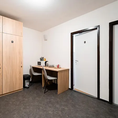 Turisticka Pri Skolskom Internate Medicka 2 Košice
